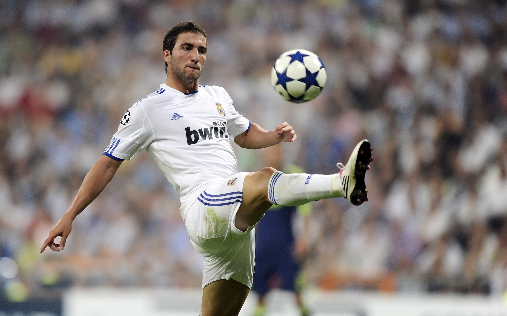 中小俱乐部是否该积极开发海外市场，国外俱乐部的发展历程